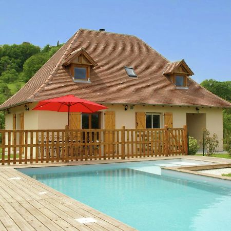 Modern Holiday Home With Private Pool Loubressac Екстериор снимка
