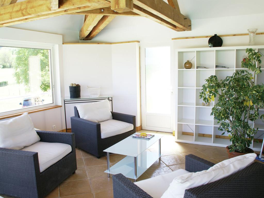 Modern Holiday Home With Private Pool Loubressac Стая снимка