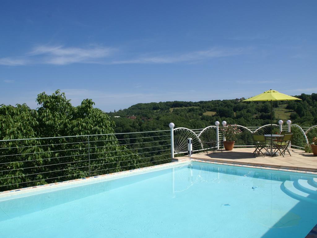 Modern Holiday Home With Private Pool Loubressac Стая снимка